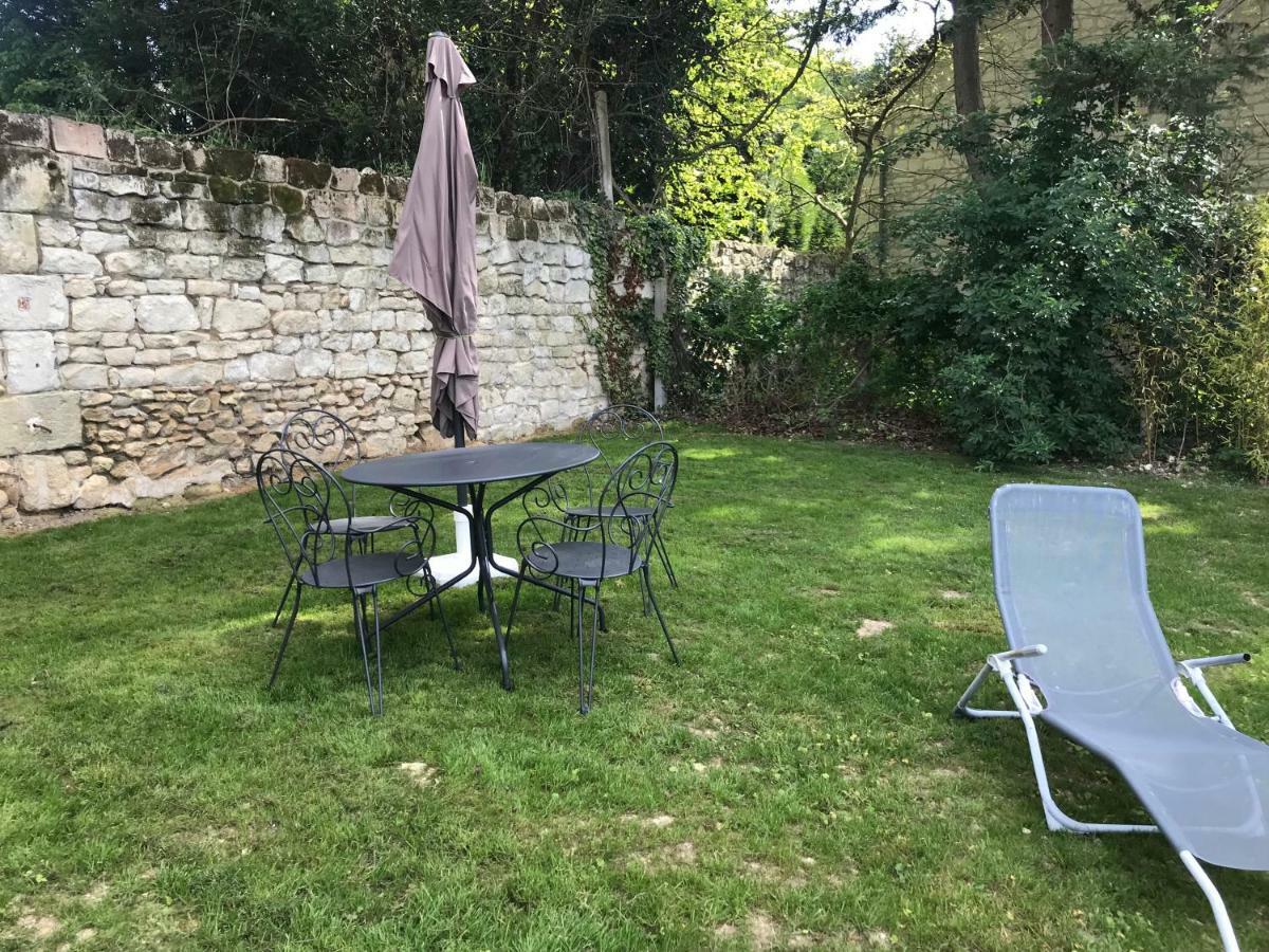 Le Petit Domaine Des Aubuis Apartman Chinon Kültér fotó